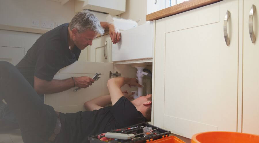 Professional burst pipe repair services in Meredosia, IL
